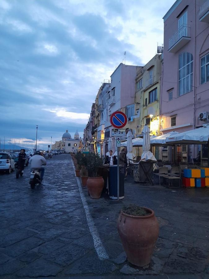 Willa Monolocale Nonna Elena Procida Zewnętrze zdjęcie